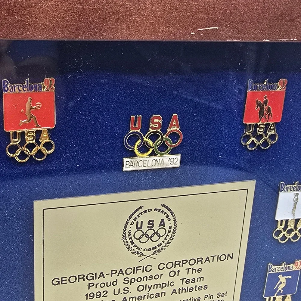 Georgia-Pacific 1992 US Olympic Team Barcelona Commemorative Pin Set Limited Ed